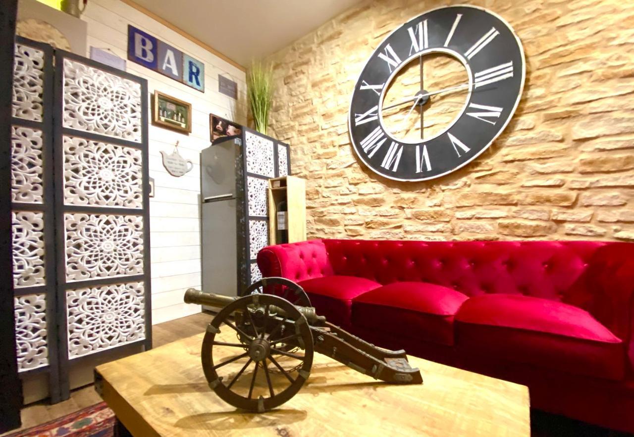 O Clair De Lune Au Coeur De Sarlat - Chambres Climatisees - Parking Prive - Piscine Chauffee - Spa Et Massages Kültér fotó