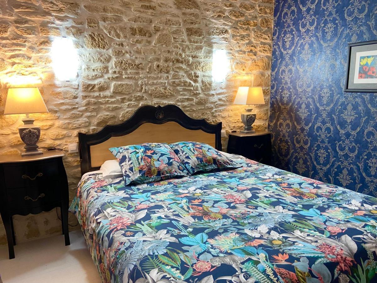 O Clair De Lune Au Coeur De Sarlat - Chambres Climatisees - Parking Prive - Piscine Chauffee - Spa Et Massages Kültér fotó