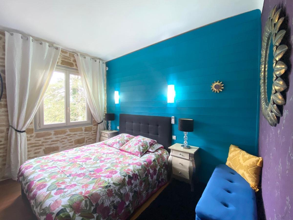 O Clair De Lune Au Coeur De Sarlat - Chambres Climatisees - Parking Prive - Piscine Chauffee - Spa Et Massages Kültér fotó