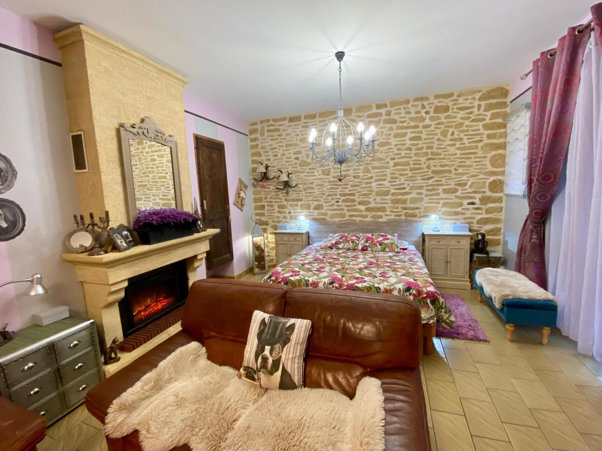 O Clair De Lune Au Coeur De Sarlat - Chambres Climatisees - Parking Prive - Piscine Chauffee - Spa Et Massages Kültér fotó