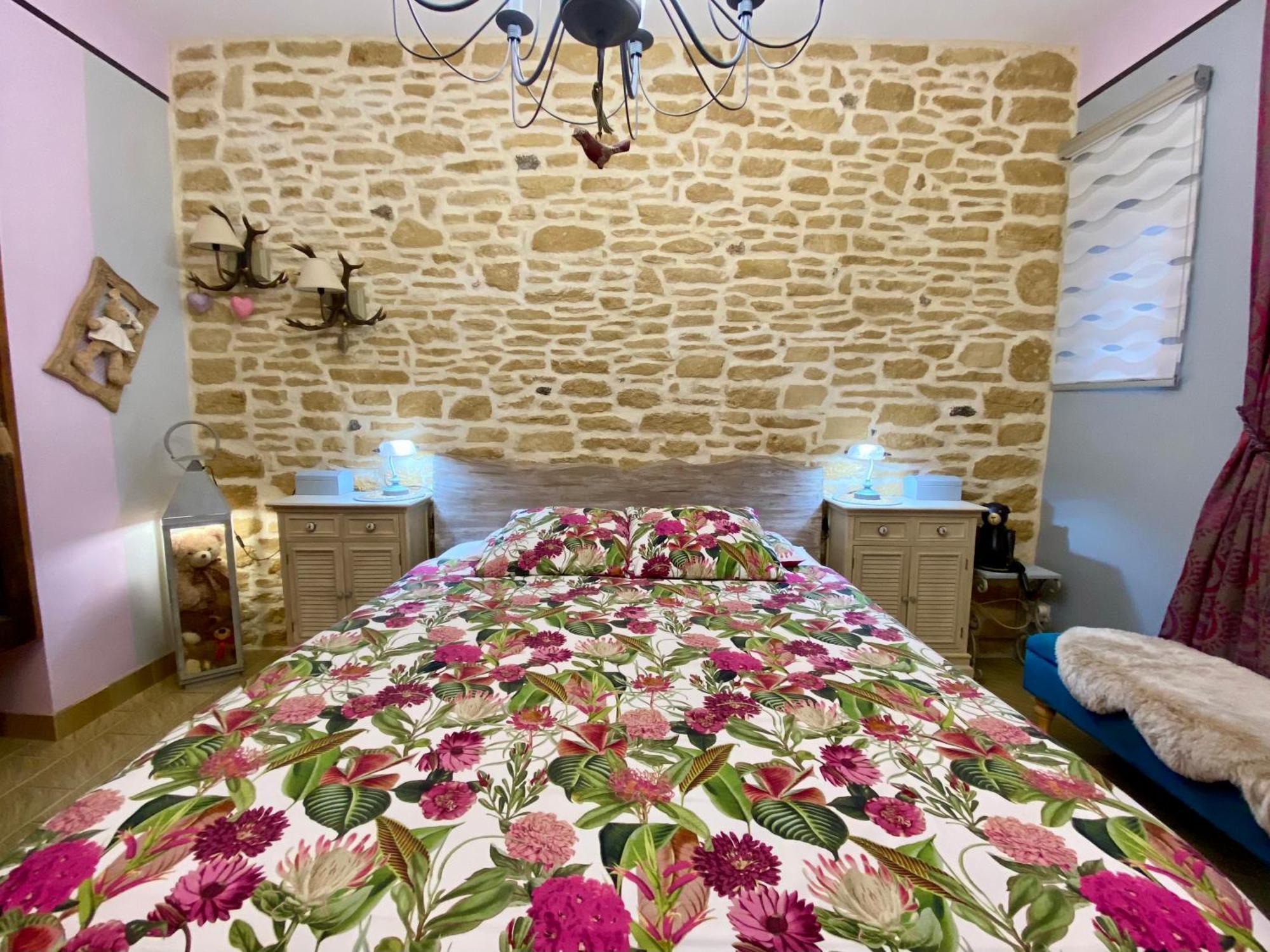 O Clair De Lune Au Coeur De Sarlat - Chambres Climatisees - Parking Prive - Piscine Chauffee - Spa Et Massages Kültér fotó