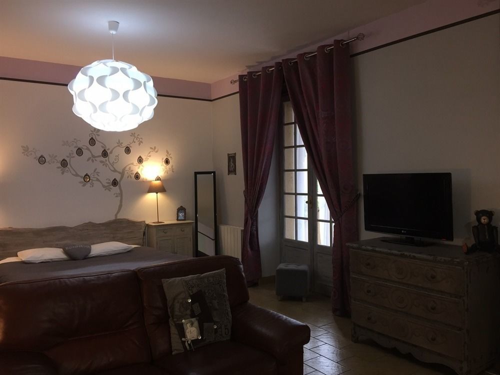 O Clair De Lune Au Coeur De Sarlat - Chambres Climatisees - Parking Prive - Piscine Chauffee - Spa Et Massages Kültér fotó