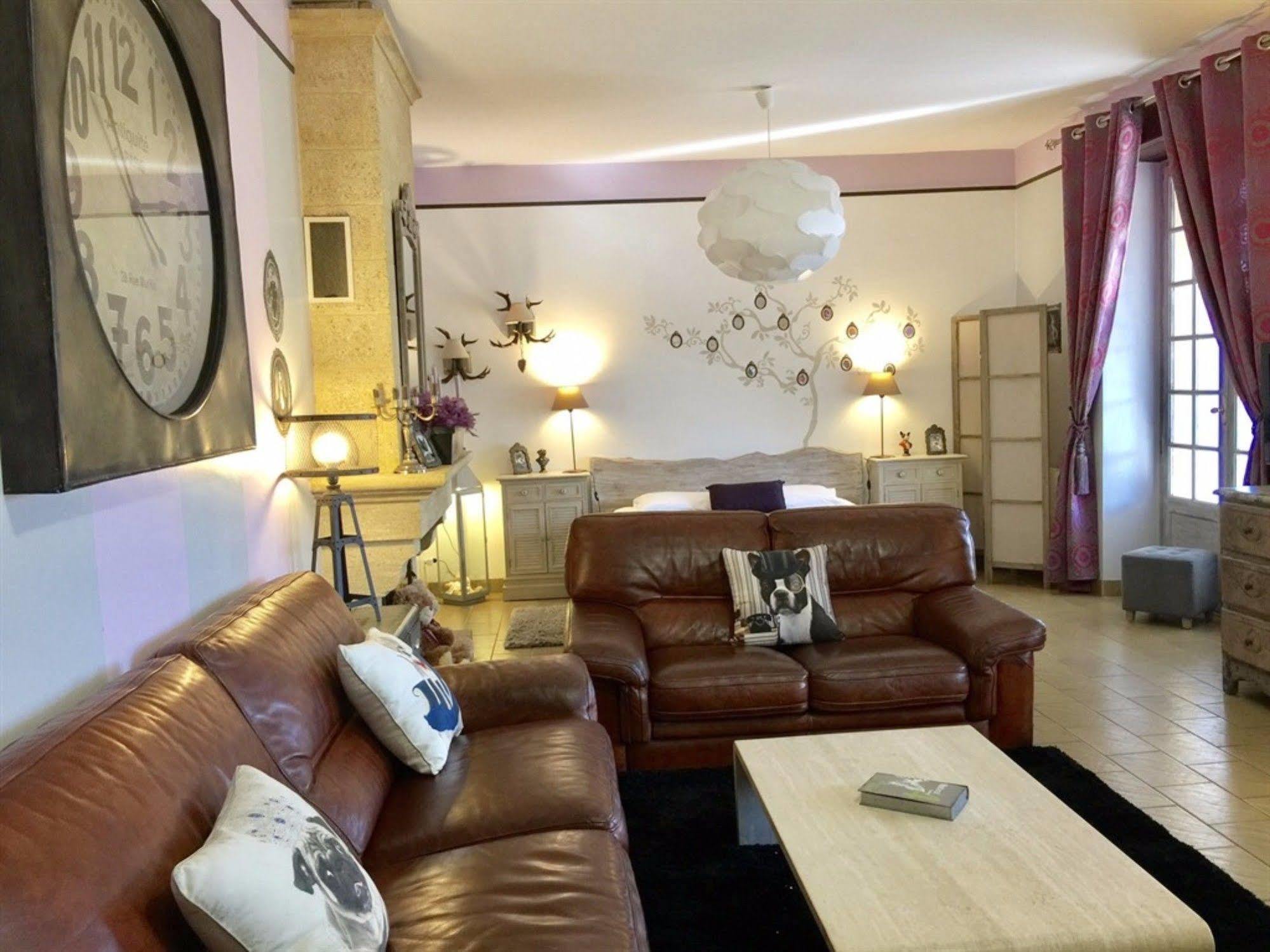 O Clair De Lune Au Coeur De Sarlat - Chambres Climatisees - Parking Prive - Piscine Chauffee - Spa Et Massages Kültér fotó